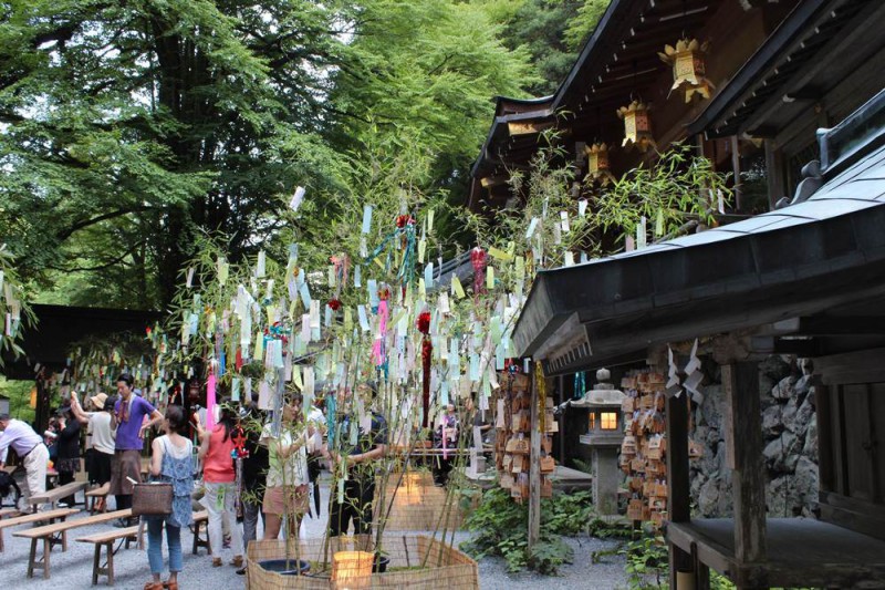 貴船神社 七夕笹飾りライトアップ