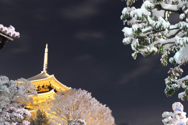 東寺　雪