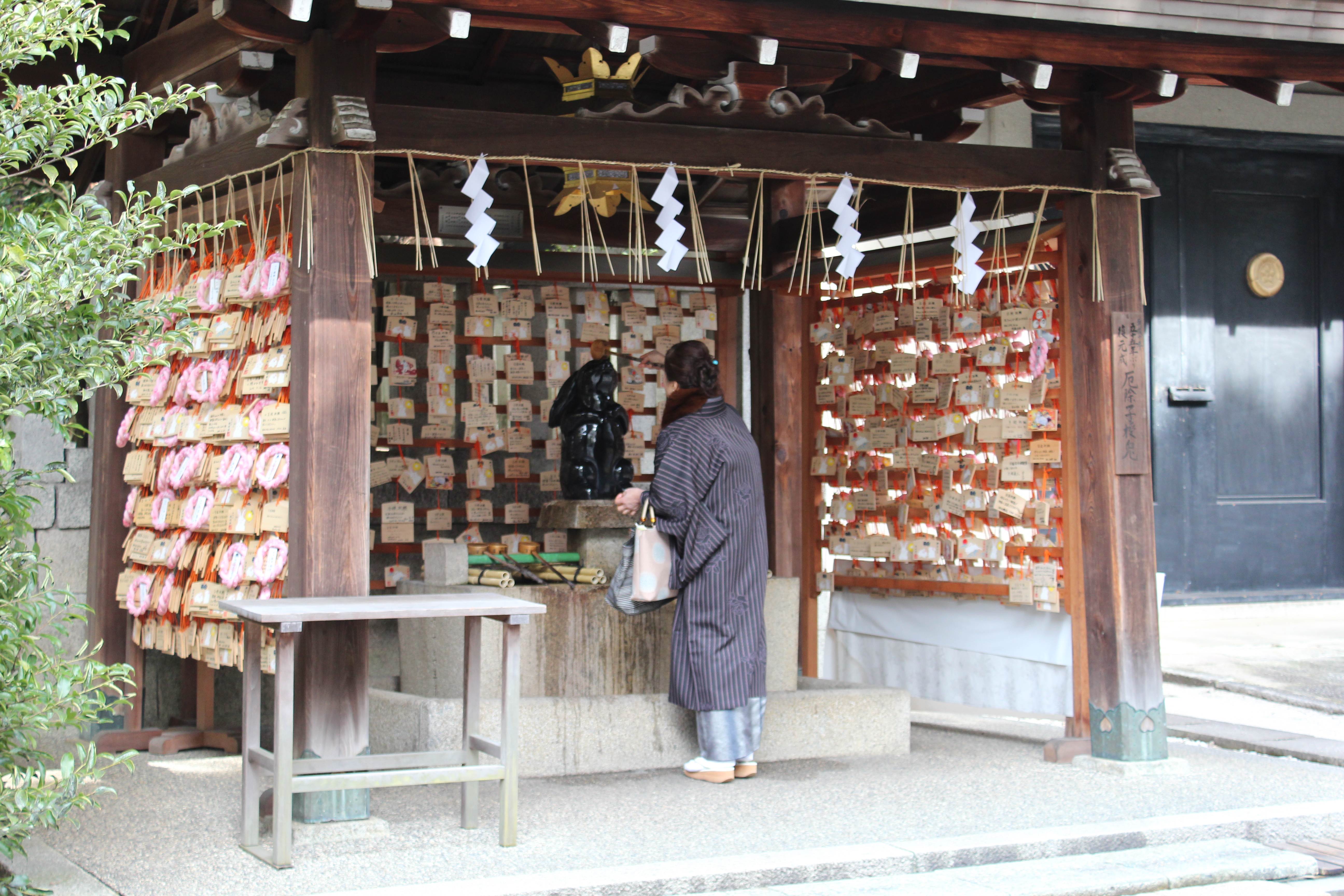 岡﨑神社 狛うさぎ