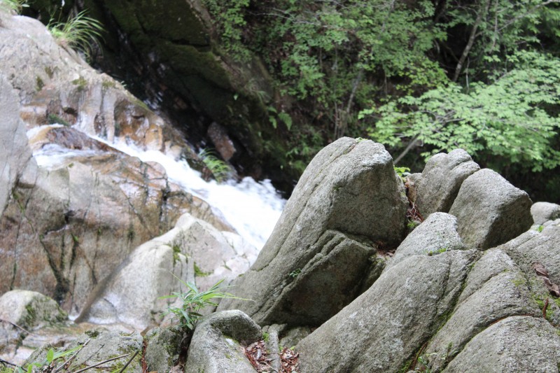 三筋の滝 遠景