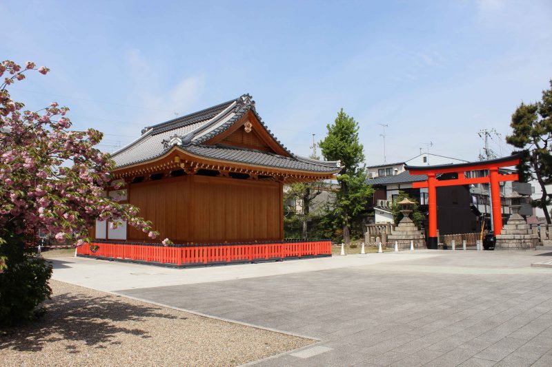 伏見稲荷御旅所神楽殿