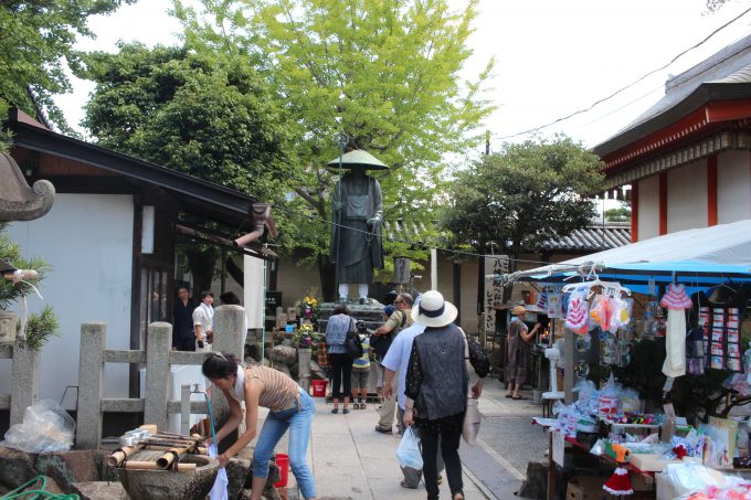 東寺修行大師像