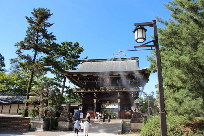 北野天満宮ミストシャワー