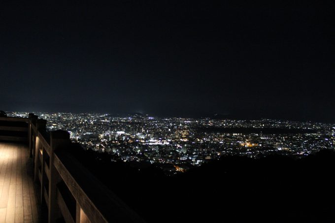 将軍塚青龍殿 大舞台　夜景
