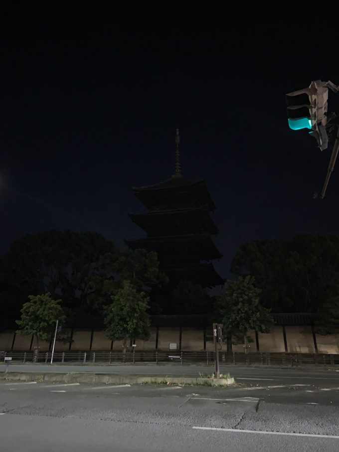 東寺　消灯
