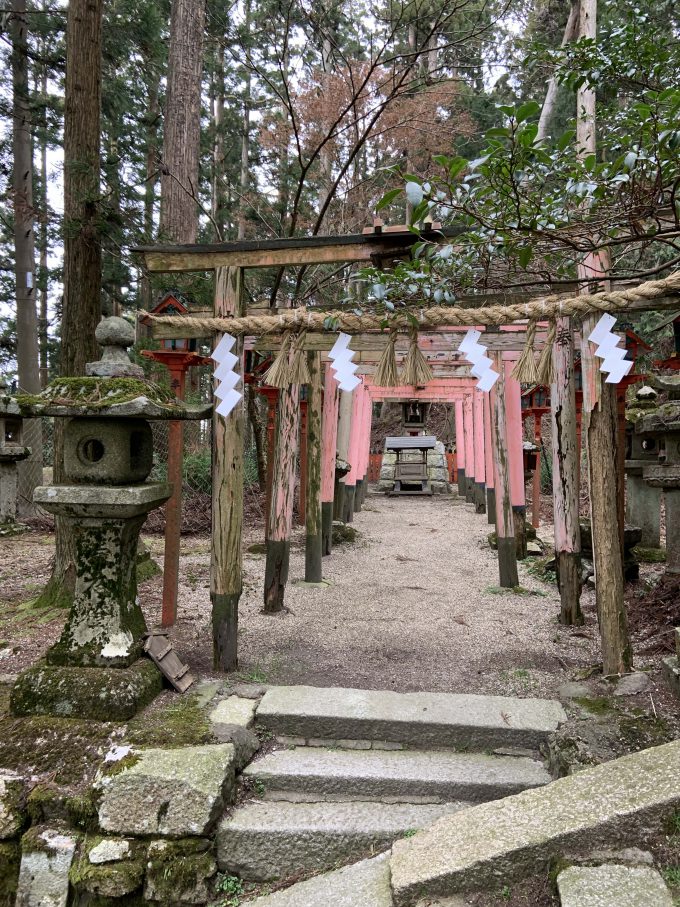愛宕神社　稲荷社
