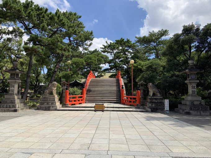 住吉大社 反橋を斜めから