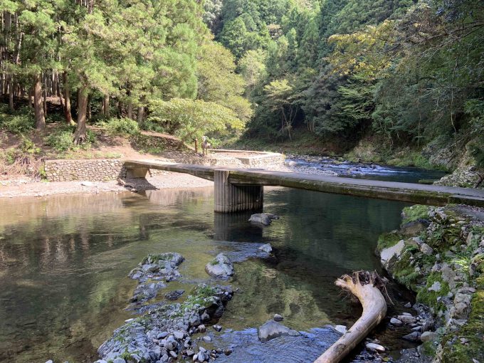 清滝川の落合沈下橋