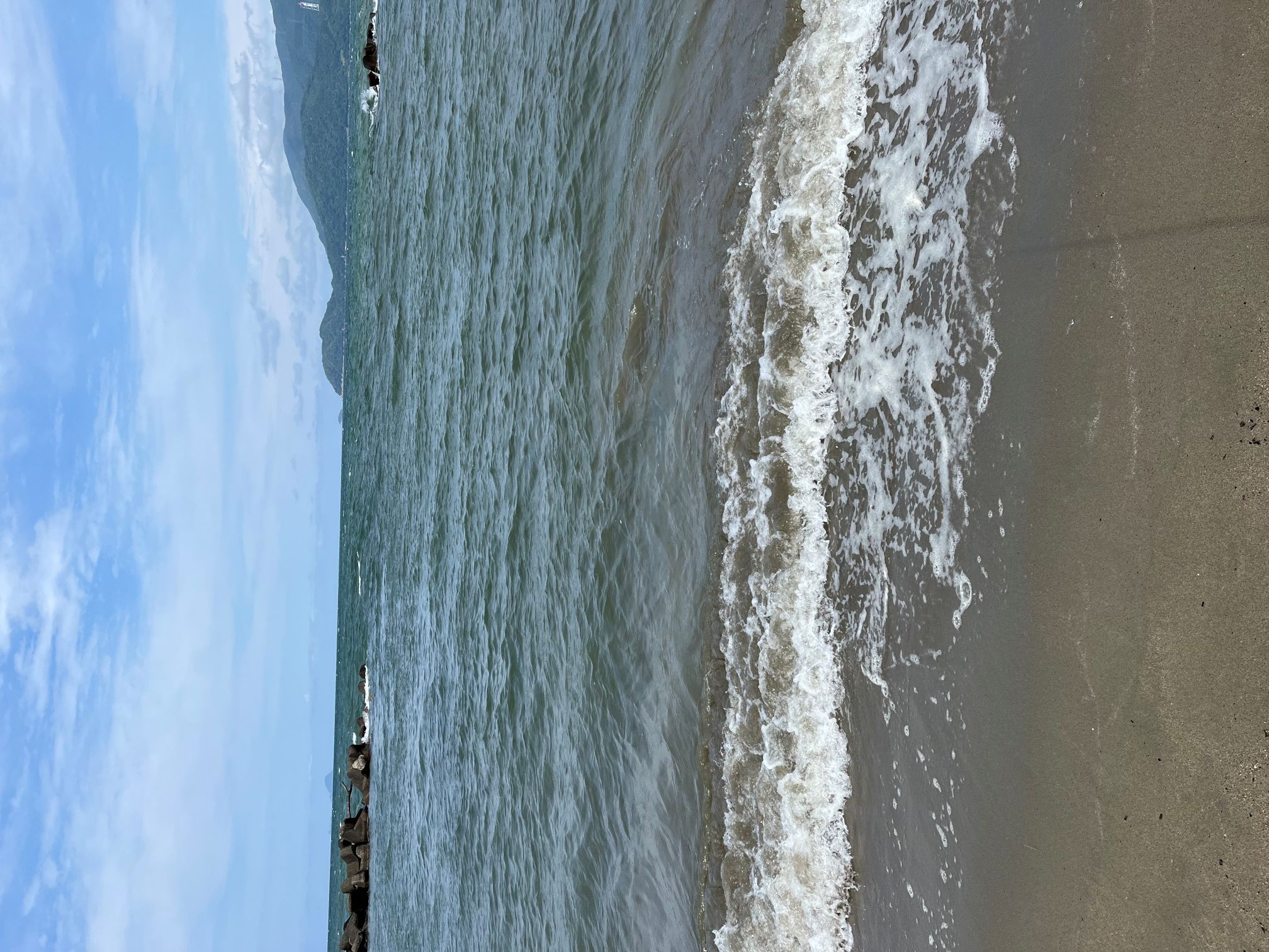 遠くにあった砂浜